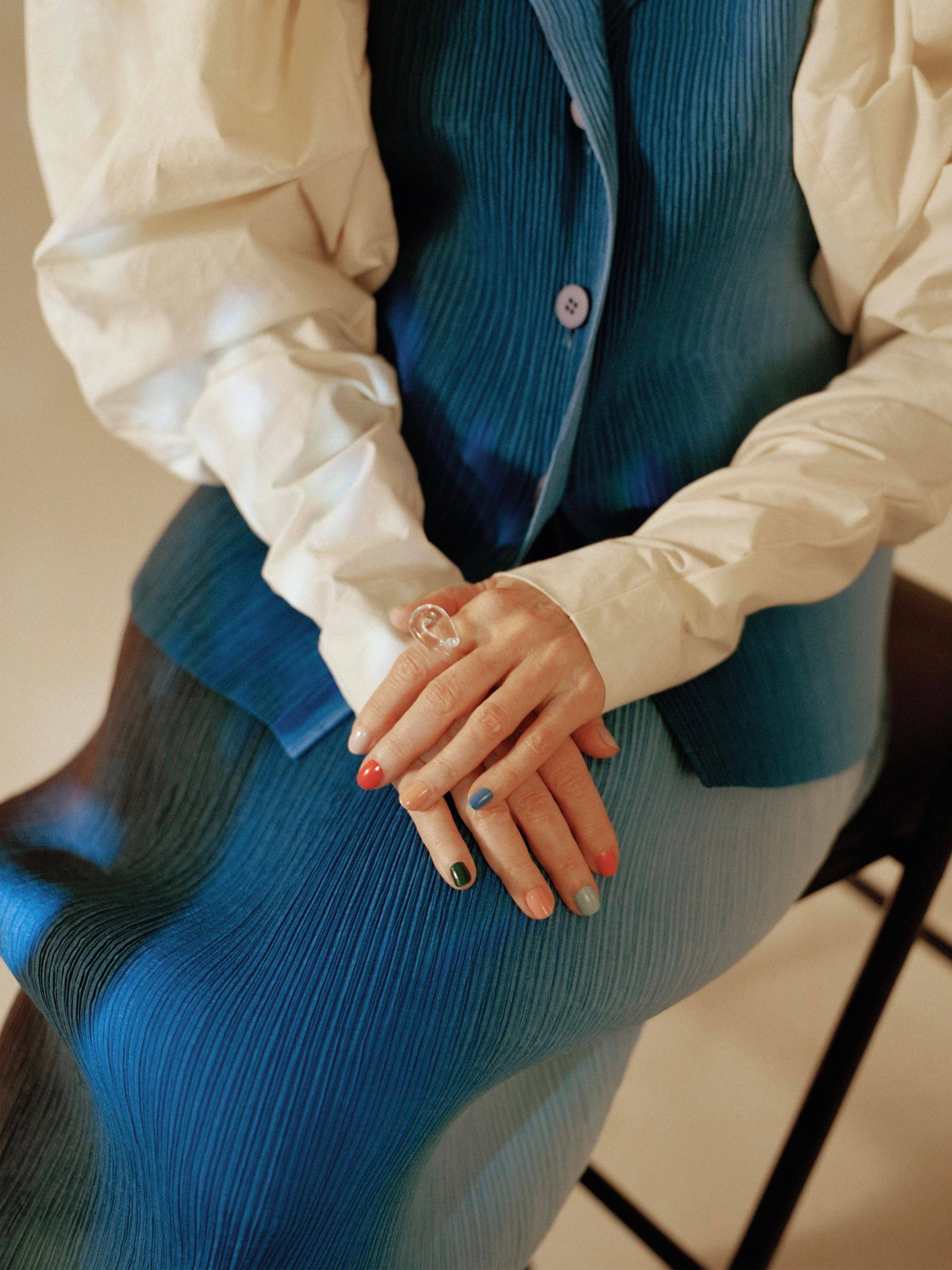Lucite Loop Ring