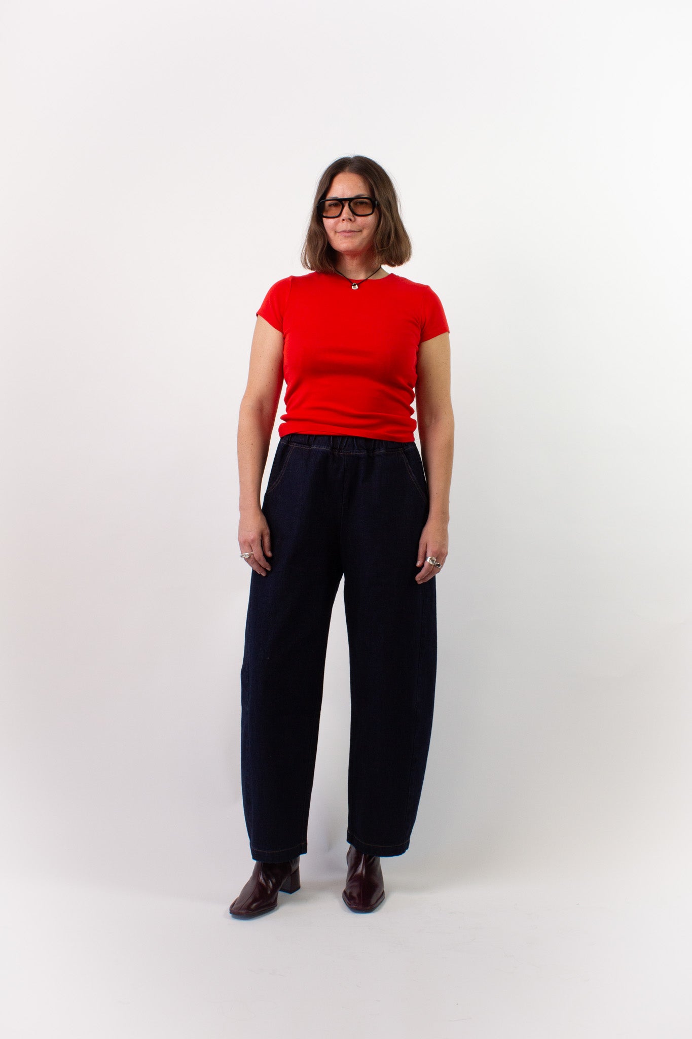 Le Bon Shoppe Arc Pants - Raw Denim Barrel Leg Pants | The Sunday